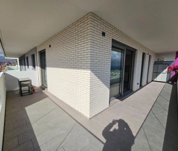 Piso de alquiler en Centre - Photo 1