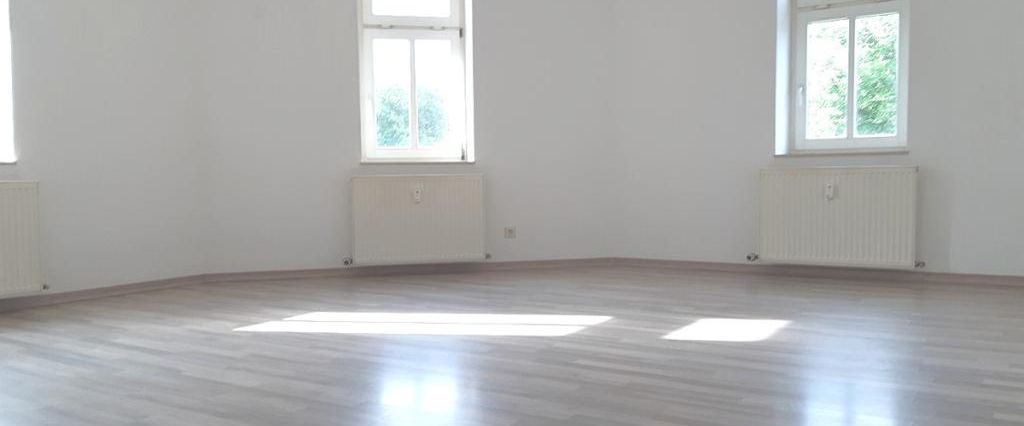 Gemütliche 2 (T)raumwohnung mit EBK im Dachgeschoss - Foto 1