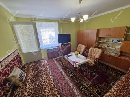 Kiadó jó állapotú lakás - Kaposvár - Photo 4