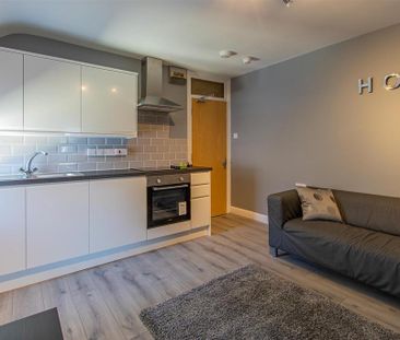 1 bedroom flat to rent - Photo 4