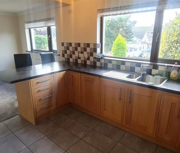 3 bedroom detached bungalow to rent - Photo 5