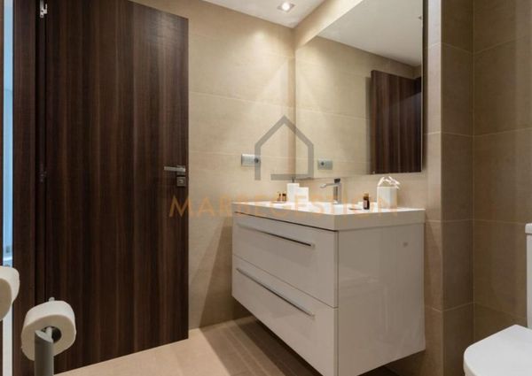 3 bedroom luxury Apartment for rent in Marbella, Andalusia