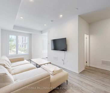 100 Honeycrisp Crescent town house — Vaughan, ON (2-Bedroom) - 2 Be... - Photo 6