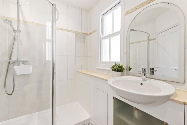 4 bedroom terraced house to rent - Photo 1