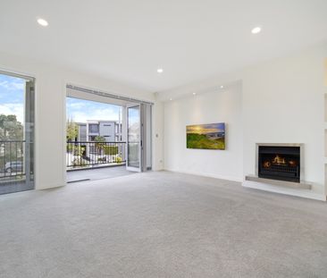 Upmarket Three-Bedroom Home Parnell - Photo 5