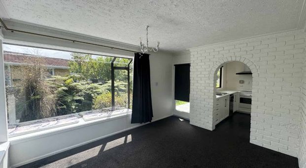 Tidy Three Bedroom Family Home - Photo 1