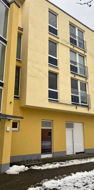 Striesen: großzügige 2-Zimmer-Wohnung, die EBK kann erworben werden - Photo 1