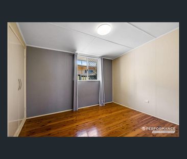 265A Geddes Street, Centenary Heights, Qld 4350 - Photo 3