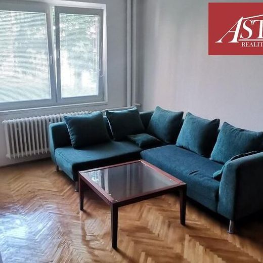 Prenájom 3 izbového bytu v centre mesta M.R.Štefánika Martin - Fotografia 1