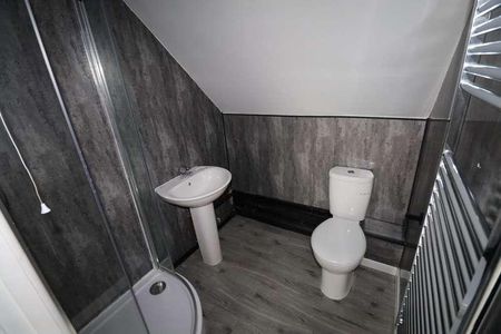 The Barracks, Barwell, Leicestershire, LE9 - Photo 4