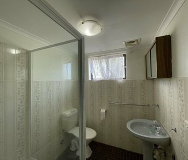 Low Maintenance Living! - Photo 2