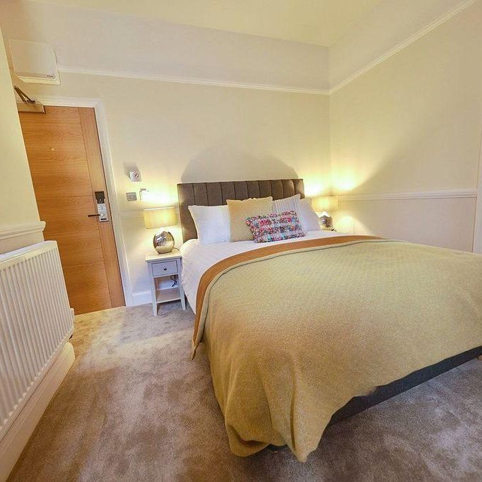 4 bedroom house of multiple occupation to rent - Photo 1