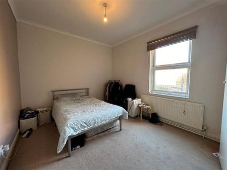2 bedroom detached house to rent - Photo 5