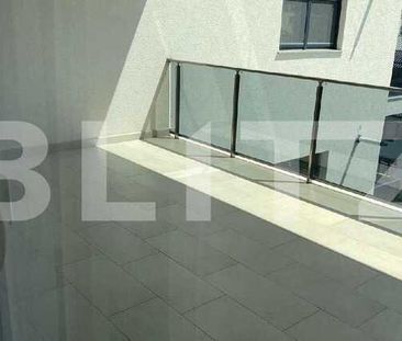 Apartament de lux in bloc nou cu 2 camere, terasa, parcare, zona Kaufland - Fotografie 4