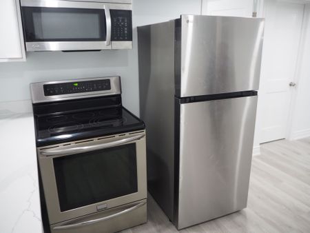 For Lease - 8 Knowles Street Unit# BSMT, Hamilton, Ontario - Photo 5