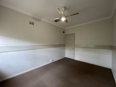 Century 21 Central West - 02 6862 1265 - Photo 2