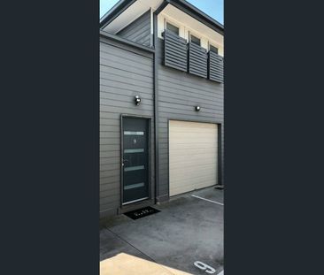 Townhouse in the Heart of Hampton Park - Photo 4