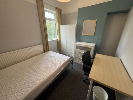 Upper Newborough Street, Burton Stone Lane - P10525 - Photo 5