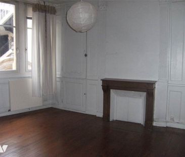 A LOUER APPARTEMENT DE TYPE 5 - DOLE (39100) CENTRE-VILLE - Photo 4