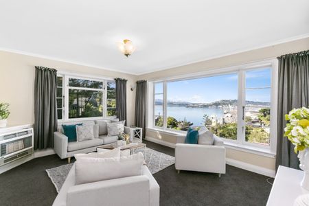 Harbour Views in Wadestown - Photo 5