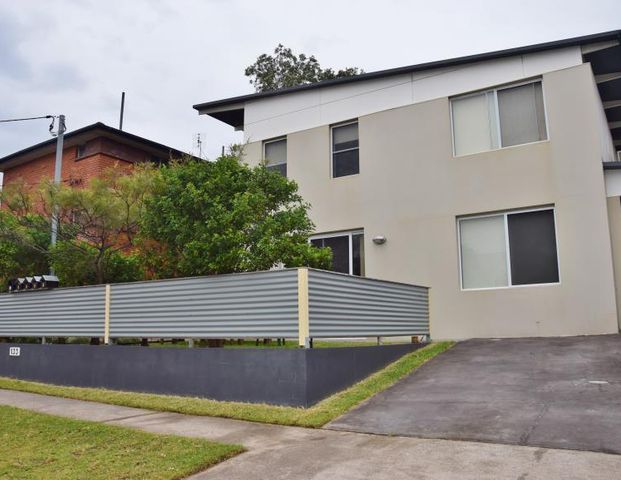 5/133 Brooks Street, Bar Beach NSW 2300 - Photo 1