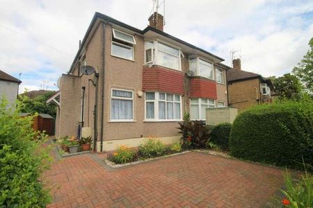 Oldfield Lane North, Greenford, UB6 - Photo 4