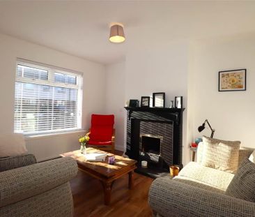 4 Ward Avenue, Warren Gardens, Lisburn, BT28 1EF - Photo 3