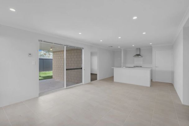 Spacious 4x2 Family Home - Landscaping and Fencing Complete 12th November - Photo 1