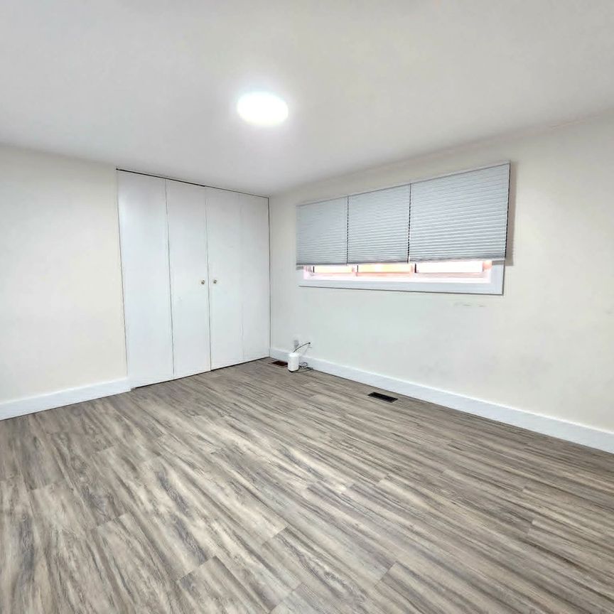For Lease - 834 WESTMINSTER Drive Unit# MAIN, Cambridge, Ontario - Photo 1