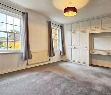 4 bedroom terraced house to rent - Photo 5