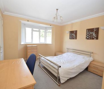 2 bedroom house share to rent - Photo 2