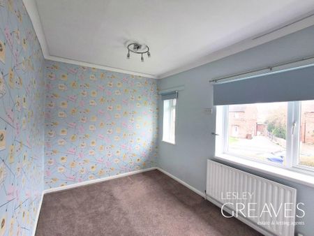 3 bedroom semi-detached house to rent - Photo 2