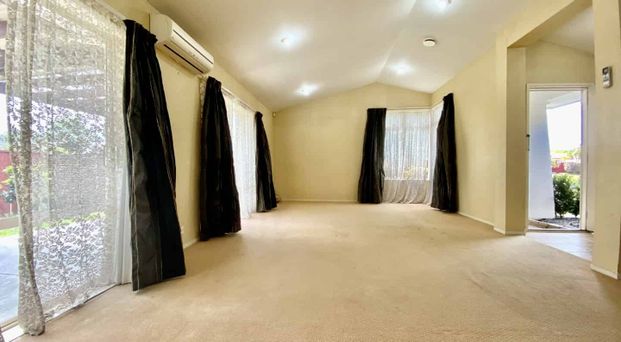 Well located home 4 bedroom home - Photo 1