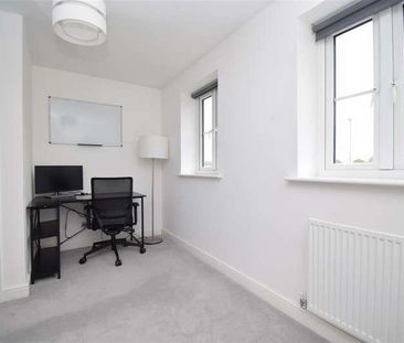 Beecham Square, Castleford, WF10 - Photo 3