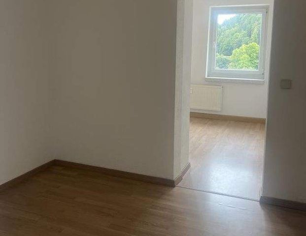 Himmlische Dachgeschosswohnung zum Wohlfühlen in herrlicher Umgebung! - Foto 1