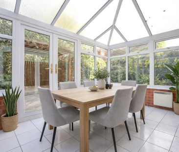 5 bedroom detached house to rent - Photo 2