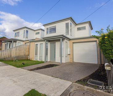 35A Seaview Parade Belmont - Photo 1