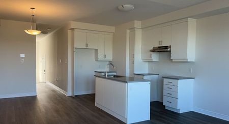 For Lease - 126 Mumbai Drive, Markham, Ontario - Photo 2