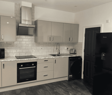 Studio to rent - Photo 5