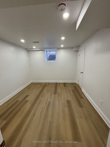 For Lease - 7 Locomotive Crescent Unit# Basement Unit, Brampton, Ontario - Photo 2