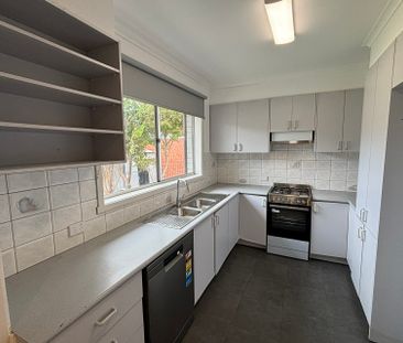 Renovated Two-Bedroom Unit In Excellent Location: - Photo 5