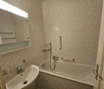 3.5-room apartment on the 1st floor - Photo 3