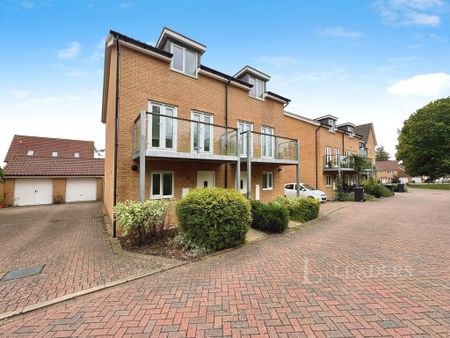4 bedroom terraced house to rent - Photo 4