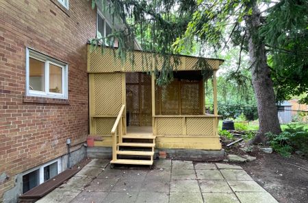 For Lease - 8 Birchbank Lane, Toronto, Ontario - Photo 3