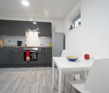 Apartment 1, 1 College Road - Photo 4