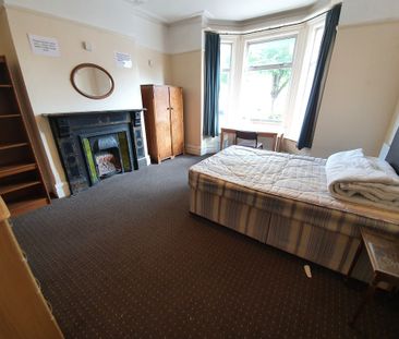 7 Bed Student Accommodation - Photo 5