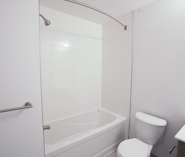 For Lease - 25 Wellington Street Unit# 1811, Kitchener, Ontario - Photo 3