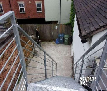 Lichfield Street, Stone, Staffordshire, ST15 - Photo 5