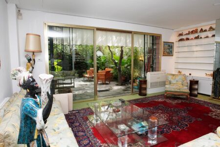 Exclusive Property of 200 m2 in an ideal location! In a private passage! - Photo 3