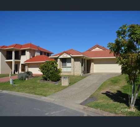 47 Hawthrone Street, Forest Lake, Qld 4078 - Photo 2